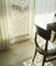panel separador en ventana con celosia de madera