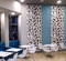 restaurante con paneles de celosias decorativas